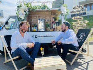 IMG566816565 Frizzante Van bar mobilny na wesele BubblesBrotherspl Frizzante Van bar mobilny na wesele BubblesBrotherspl